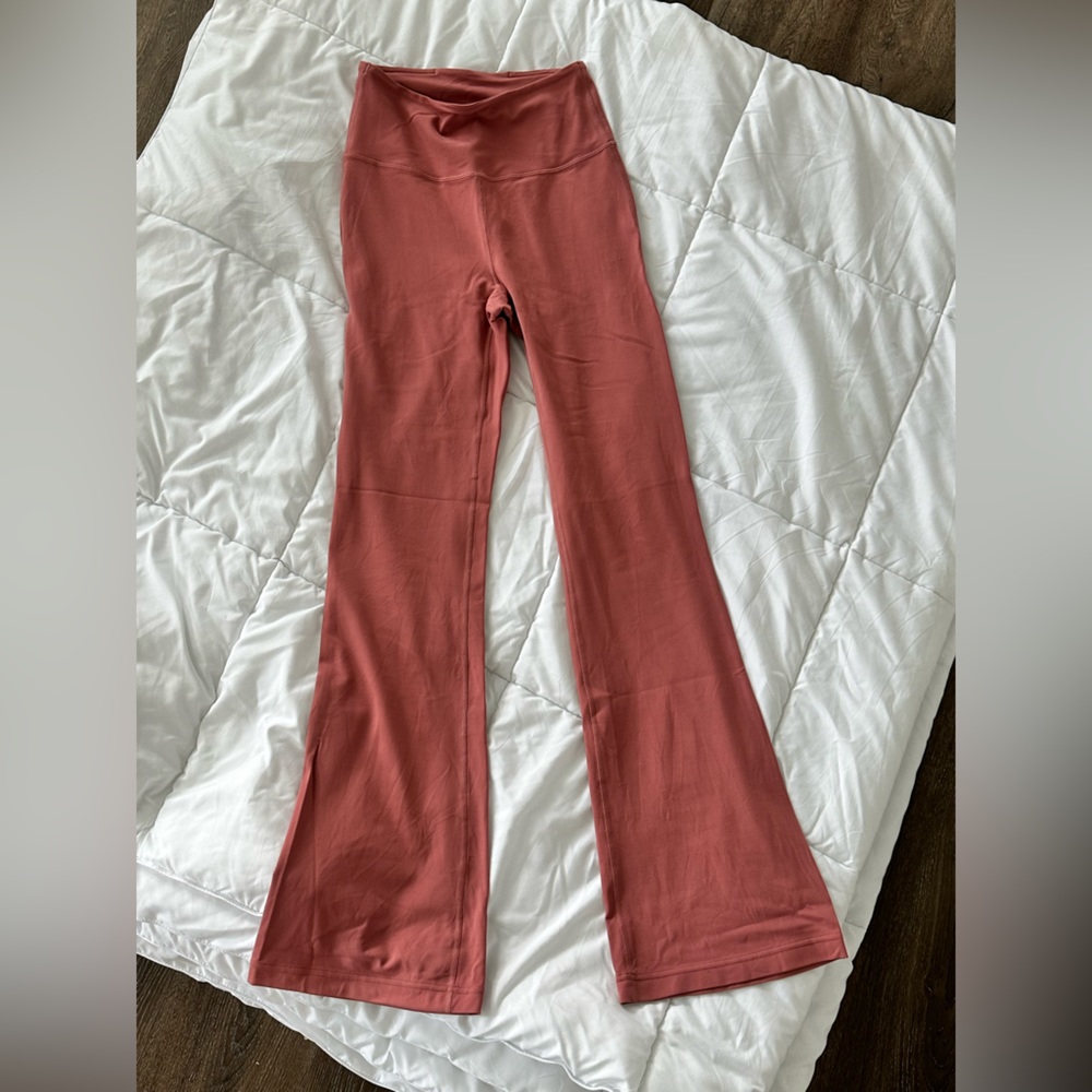 Lululemon Align High Rise Mini flared